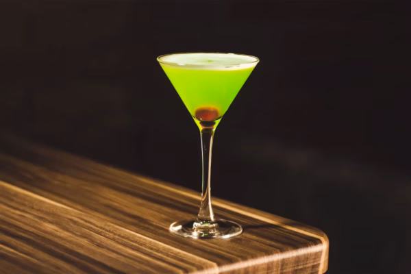 Irish Eyes Cocktail - JohnMartin's - Irish Pub & Restaurant